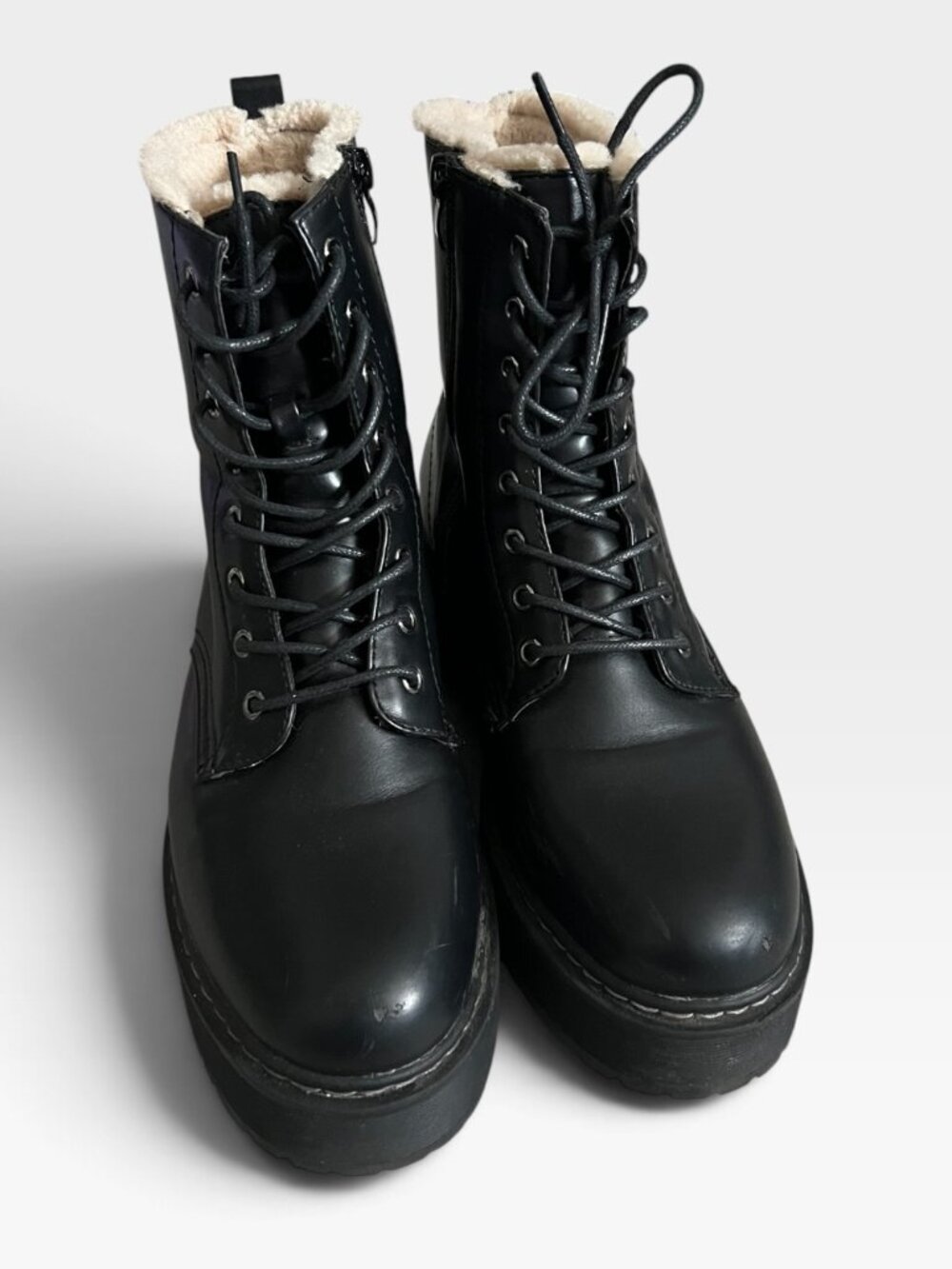 Steve Madden Reyen Womens 9 Black Combat Boots Faux Fur Lined Platform Lace Up